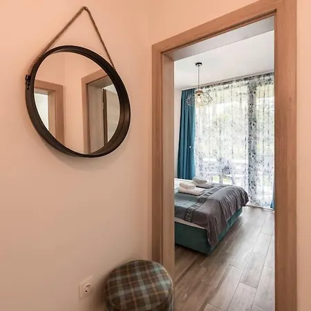 Azur Deluxe * Saints Constantine and Helena