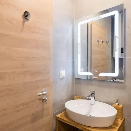 Apartment Azur Deluxe Saints Constantine and Helena