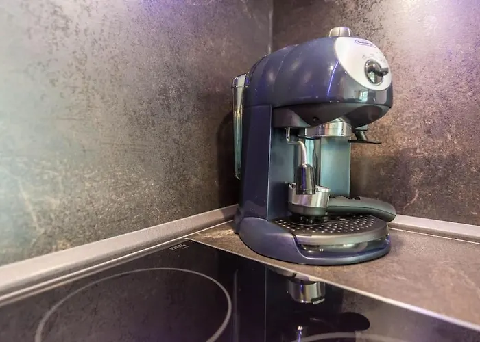 Azur Deluxe Апартамент *