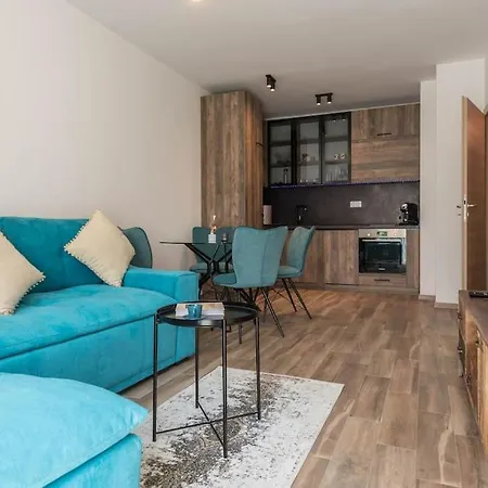 Azur Deluxe Lägenhet *