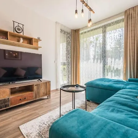 Azur Deluxe * Святі Костянтин і Олена