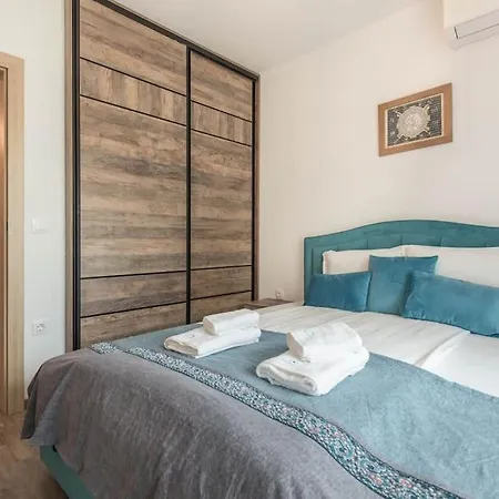 Azur Deluxe Lägenhet *