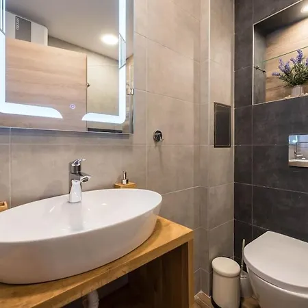 Azur Deluxe Saints Constantine and Helena